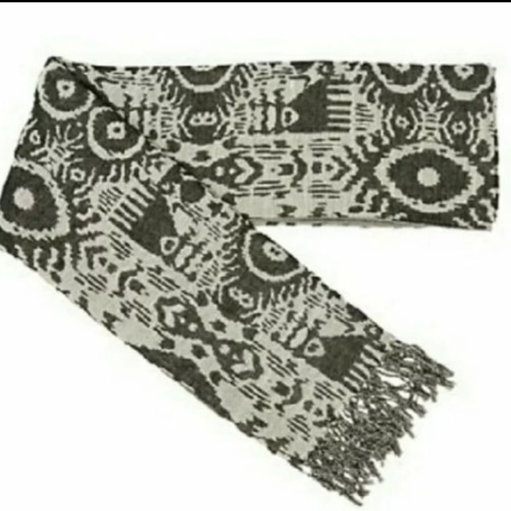 Scarf Bundle - Picture 2 of 3